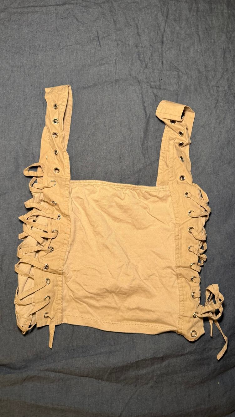 Motel Beige Grommet Tie Side Crop Top Size Small